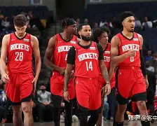 IM 电竞综合游戏平台-火箭三将齐赞队内好氛围 考神为彼此而战